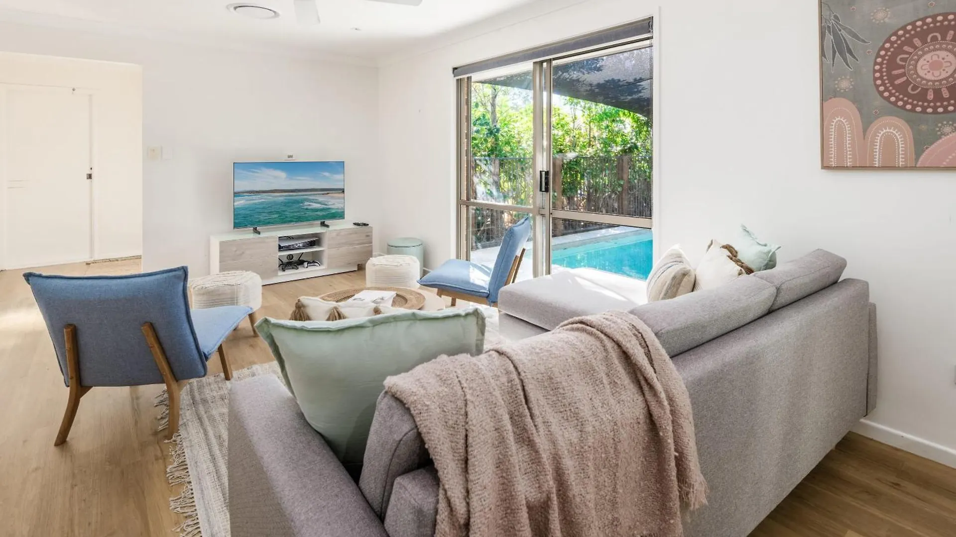 Sandy Dunes Retreat Pet-Friendly Wurtulla Home Kawana Waters Feriehus