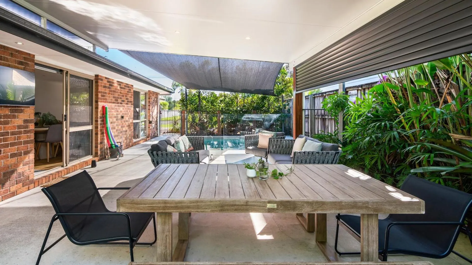 Sandy Dunes Retreat Pet-Friendly Wurtulla Home Kawana Waters 0*,  Australien